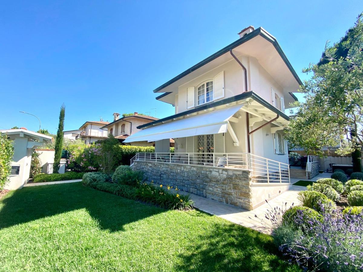 Bellaisa Bed & Breakfast Camaiore Exteriör bild