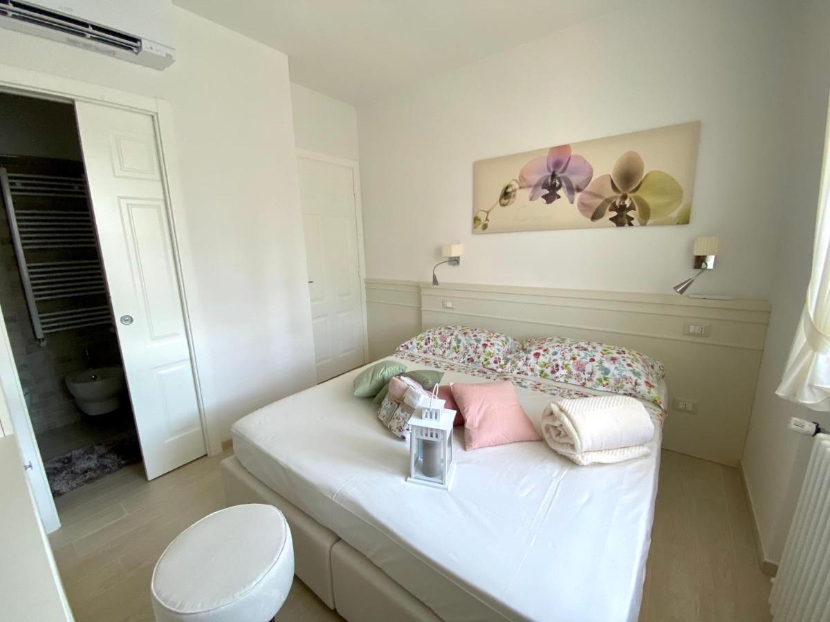 Bellaisa Bed & Breakfast Camaiore Exteriör bild