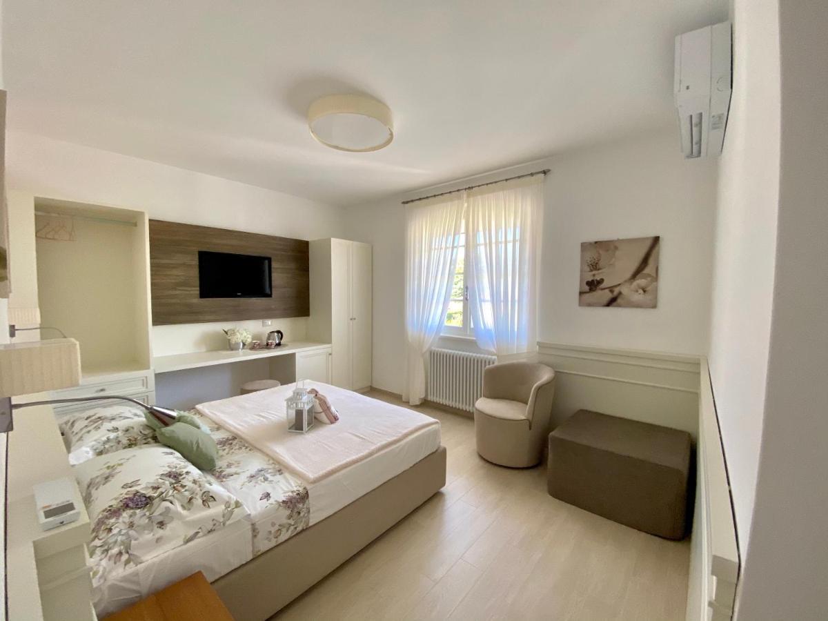 Bellaisa Bed & Breakfast Camaiore Exteriör bild