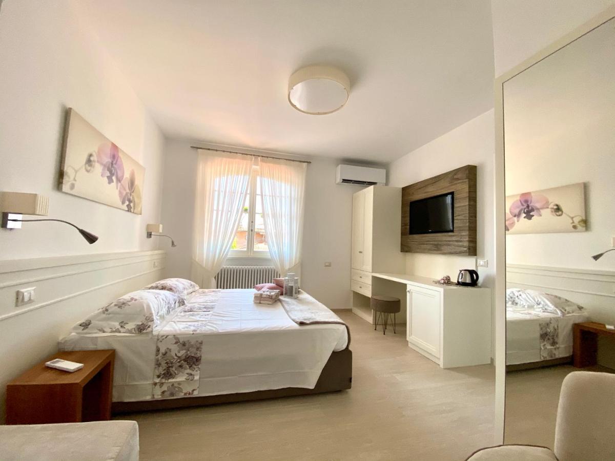 Bellaisa Bed & Breakfast Camaiore Exteriör bild