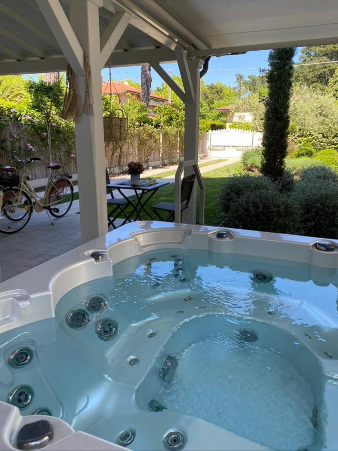Bellaisa Bed & Breakfast Camaiore Exteriör bild